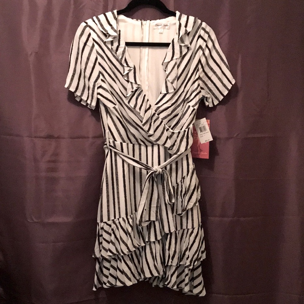 NWT black/white dress | sz 7